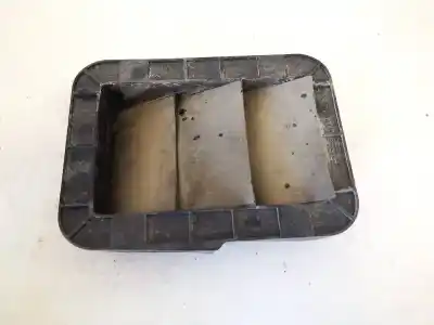 Автозапчасти б/у пластик за toyota verso 2.0 d-4d ссылки oem iam 629400f010