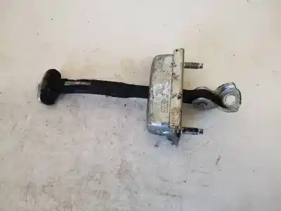 Автозапчасти б/у петля за toyota verso 2.0 d-4d ссылки oem iam 