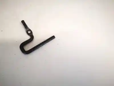 Pezzo di ricambio per auto di seconda mano plastiche per opel vectra c caravan 1.9 16v cdti cat (z 19 dth / lrd) riferimenti oem iam   