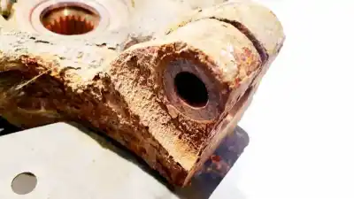 Second-hand car spare part front left knuckle for dacia sandero 0.9 tce cat oem iam references   