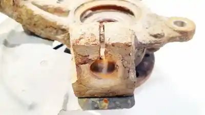 Second-hand car spare part front left knuckle for dacia sandero 0.9 tce cat oem iam references   