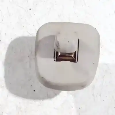 Peça sobressalente para automóvel em segunda mão plásticos por renault laguna iii 1.5 dci diesel referências oem iam 