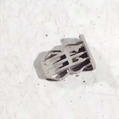 Peça sobressalente para automóvel em segunda mão plásticos por renault laguna iii 1.5 dci diesel referências oem iam 