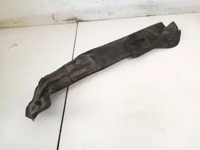 Second-hand car spare part plastics for audi a4 b6 (8e2) 2.5 tdi quattro oem iam references 8e0821111a  