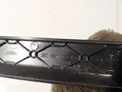 Pezzo di ricambio per auto di seconda mano plastiche per volkswagen passat variant (3b6) 1.9 tdi riferimenti oem iam 3b0881087d  