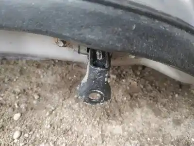 Second-hand car spare part hinge for toyota corolla (e11) 2.0 d-4d linea sol oem iam references   