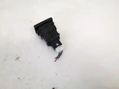 Second-hand car spare part switch for toyota auris, i e15 2006.10 - 2012.10 2.0l 93kw d-4d 2006.10 - 2012.10 oem iam references 15a975   Second-hand car spare part switch for toyota auris, i e15 2006.10 - 2012.10 2.0l 93kw d-4d 2006.10 - 2012.10 oem iam references 15a975