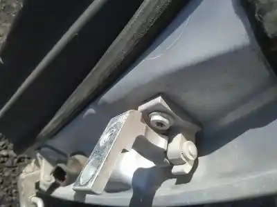 Автозапчасти б/у дверной фиксатор за audi a4 b6 (8e2) 2.5 tdi quattro ссылки oem iam as2