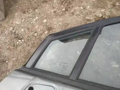 Pièce détachée automobile d'occasion vitre triangulaire custode avant gauche pour toyota corolla verso (r1) 2.2 d-4d sport références oem iam as2