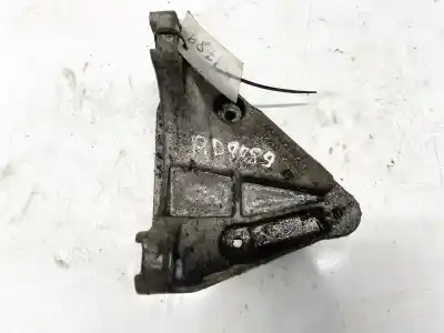 Автозапчастина б/у підтримка двигуна для AUDI 100 AVANT (C4) 2.5 TDI Посилання на OEM IAM 4A0199353A  