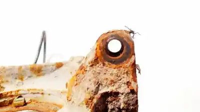 Second-hand car spare part front left knuckle for subaru legacy berl. b13 (bl) 3.0 r se oem iam references   