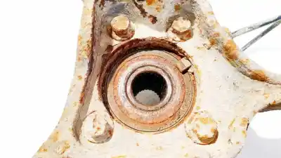 Second-hand car spare part front left knuckle for subaru legacy berl. b13 (bl) 3.0 r se oem iam references   