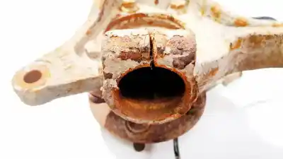 Second-hand car spare part front left knuckle for subaru legacy berl. b13 (bl) 3.0 r se oem iam references   