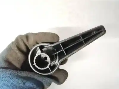 Pezzo di ricambio per auto di seconda mano plastica per dodge journey 2.0 16v crd cat riferimenti oem iam 616065  