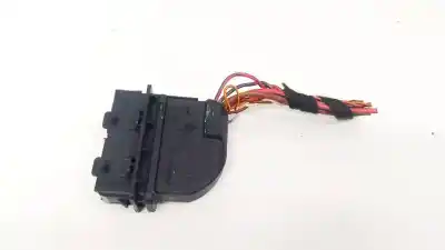 Pezzo di ricambio per auto di seconda mano Pezzi Vari per AUDI A4 B8 (8K2) 2.0 TDI quattro Riferimenti OEM IAM 8K0972701  