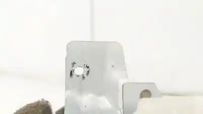 Pezzo di ricambio per auto di seconda mano plastica per volkswagen passat variant (3c5) 1.9 tdi riferimenti oem iam 3c0858687b  