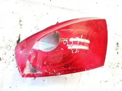 Peça sobressalente para automóvel em segunda mão farolim traseiro direito por seat ibiza (6j5) 1.2 12v referências oem iam 6j4945096b