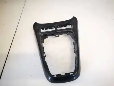 Peça sobressalente para automóvel em segunda mão plásticos por opel crossland x 1.2 referências oem iam 13463511