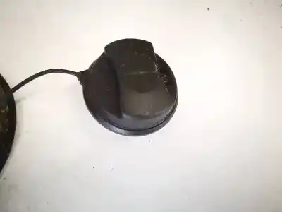 Second-hand car spare part outer fuel cap for opel corsa d 1.4 16v bivalent (gasolina / gas licuado del petróleo. gpl) oem iam references 