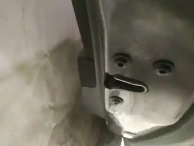 Peça sobressalente para automóvel em segunda mão fechadura da porta traseira direita por bmw 3 (e30) m3 2.3 referências oem iam as2