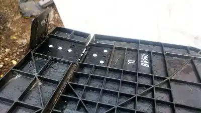 Pezzo di ricambio per auto di seconda mano plastica per bmw 3 (e30) m3 2.3 riferimenti oem iam   