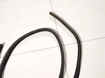 Second-hand car spare part rubber door seal for mitsubishi colt cz3 berl. 5 (z30a) 1.3 (z35a. z33a. z34a) oem iam references   