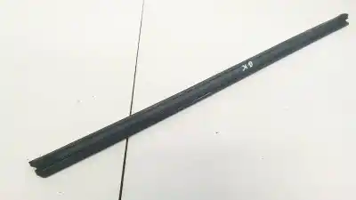 Peça sobressalente para automóvel em segunda mão plásticos por ford focus lim. (cb8) 1.6 tdci cat referências oem iam 