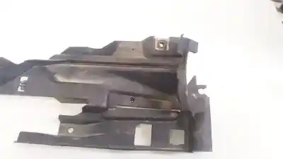 Pezzo di ricambio per auto di seconda mano plastica per ford focus lim. (cb8) 1.6 tdci cat riferimenti oem iam bm51a02476ae  bm51-a02476-ae