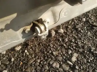 Second-hand car spare part hinge for bmw 3 (e30) m3 2.3 oem iam references   