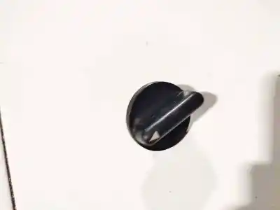 Pezzo di ricambio per auto di seconda mano plastica per audi 100 avant (c4) 2.5 tdi riferimenti oem iam   