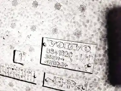 Pezzo di ricambio per auto di seconda mano plastica per volvo v50 (545) 2.0 d riferimenti oem iam 8641820  25801-1