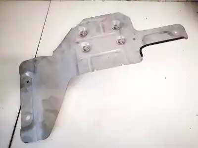 Автозапчастина б/у пластика для mazda cx-7 (er) 2.2 turbodiesel cat посилання на oem iam 