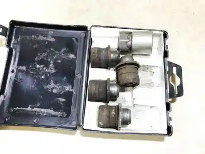 Pezzo di ricambio per auto di seconda mano pezzi vari per toyota avensis 2.0 d-4d riferimenti oem iam   
