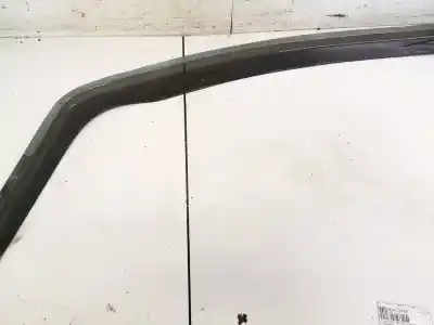 Pezzo di ricambio per auto di seconda mano plastica per opel zafira b 1.9 cdti riferimenti oem iam   