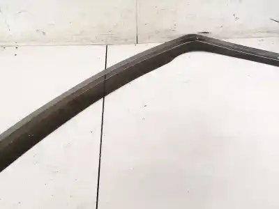 Pezzo di ricambio per auto di seconda mano plastica per opel zafira b 1.9 cdti riferimenti oem iam   