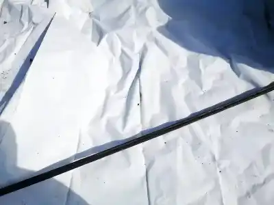 Peça sobressalente para automóvel em segunda mão plásticos por bmw 3 (e30) m3 2.3 referências oem iam 