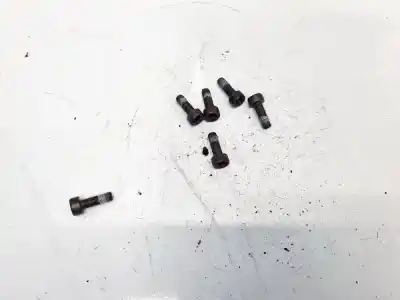 Pezzo di ricambio per auto di seconda mano pezzi vari per ford focus lim. (cb8) 1.6 tdci cat riferimenti oem iam   