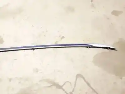 Pezzo di ricambio per auto di seconda mano plastica per opel zafira b 1.9 cdti riferimenti oem iam   