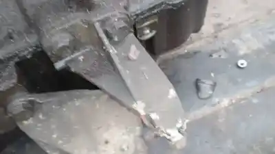 Second-hand car spare part engine support for renault laguna iii 1.5 dci diesel oem iam references   