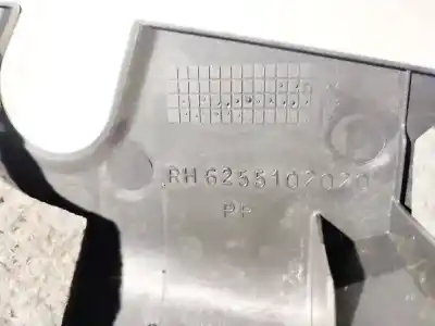 Pezzo di ricambio per auto di seconda mano plastica per toyota corolla (e12) 2.0 d-4d sol berlina riferimenti oem iam 6255102020  