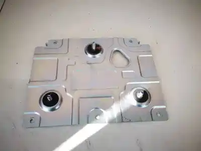 Pezzo di ricambio per auto di seconda mano plastica per kia optima 1.7 crdi riferimenti oem iam 