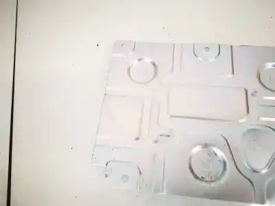 Pezzo di ricambio per auto di seconda mano plastica per kia optima 1.7 crdi riferimenti oem iam   