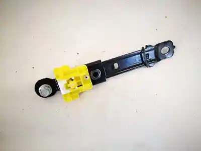 Pezzo di ricambio per auto di seconda mano plastica per kia optima 1.7 crdi riferimenti oem iam 