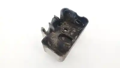 Pezzo di ricambio per auto di seconda mano plastica per kia optima 1.7 crdi riferimenti oem iam pa66m21gf17