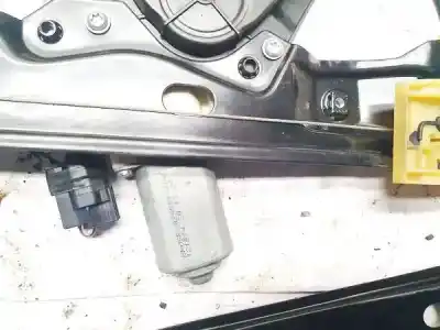 Recambio de automóvil de segunda mano de motor elevalunas, asa reguladora de la puerta - delantero derecho para ford focus, 2011.04 - 2018 2.0 flexifuel 119kw 2011.04 - 2018 referencias oem iam 1215143a
