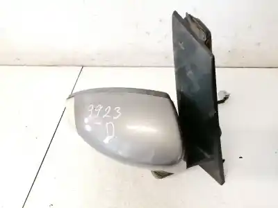 Автозапчастина б/у правий задний огляд для ford grand c-max van 2.0 tdci посилання на oem iam 21986803  