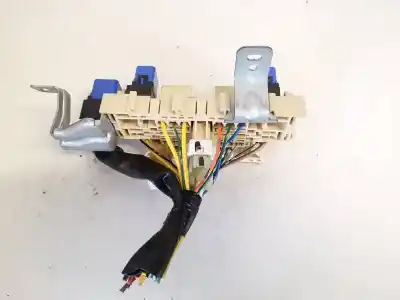 Second-hand car spare part fuse box unit for nissan note (e11e) 1.4 cat oem iam references   