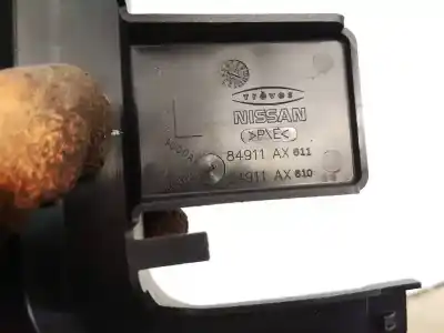 Pezzo di ricambio per auto di seconda mano plastica per nissan note (e11e) 1.4 cat riferimenti oem iam 84911ax611  84911ax610