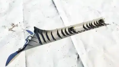 Pezzo di ricambio per auto di seconda mano plastica per nissan note (e11e) 1.4 cat riferimenti oem iam 769119u000  