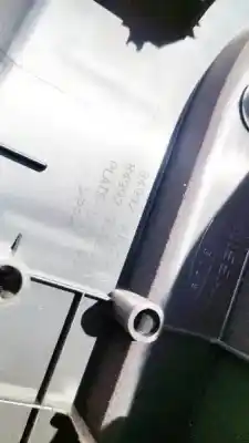 Pezzo di ricambio per auto di seconda mano plastica per nissan note (e11e) 1.4 cat riferimenti oem iam 849929u03b  949929u02b